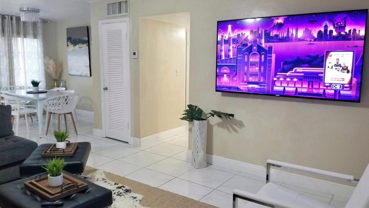Glam 2 Bedroom Apartment Close To Nsu In Cooper City Eksteriør bilde