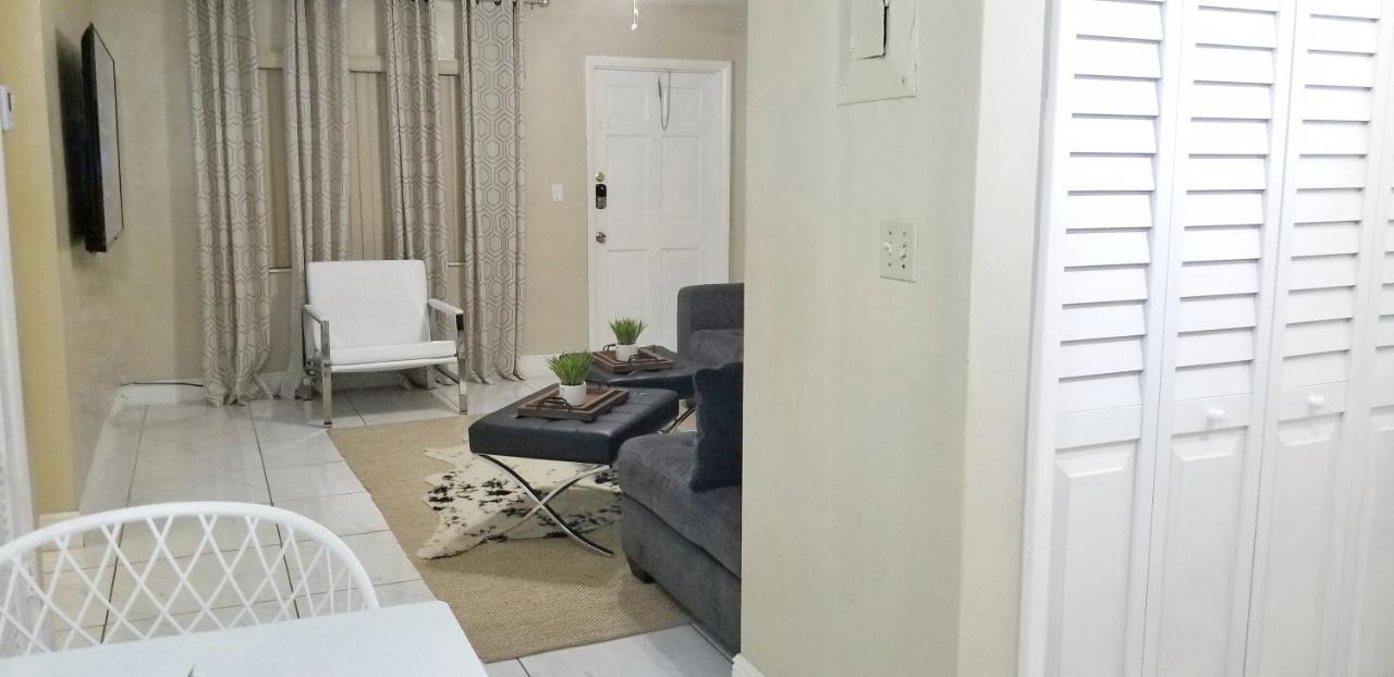 Glam 2 Bedroom Apartment Close To Nsu In Cooper City Eksteriør bilde